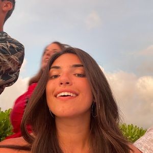 Meet your Posher, Katelyn